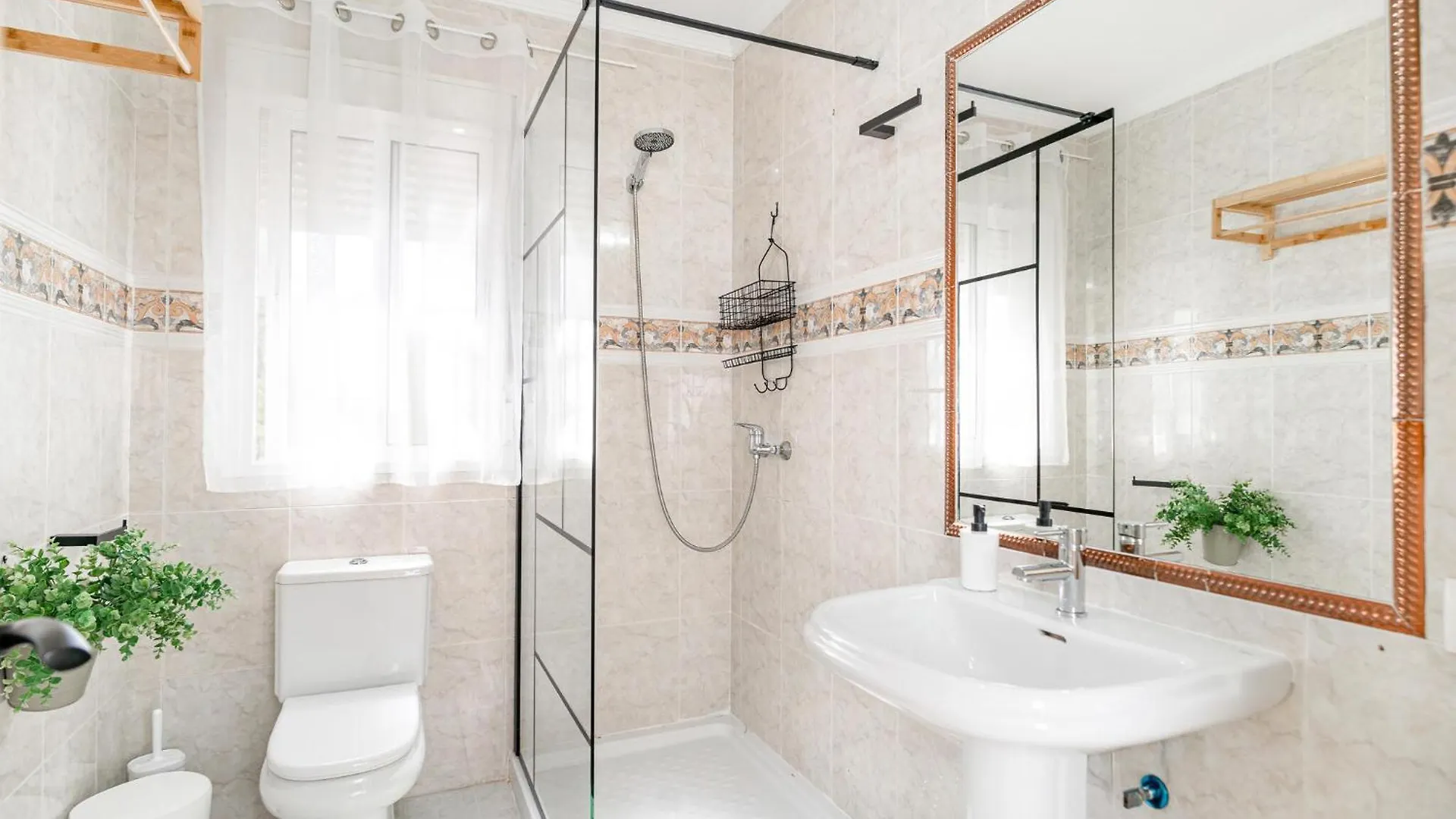 3 Bedroom Gorgeous Home In Chiclana De La Fronter Chiclana de la Frontera 0*,