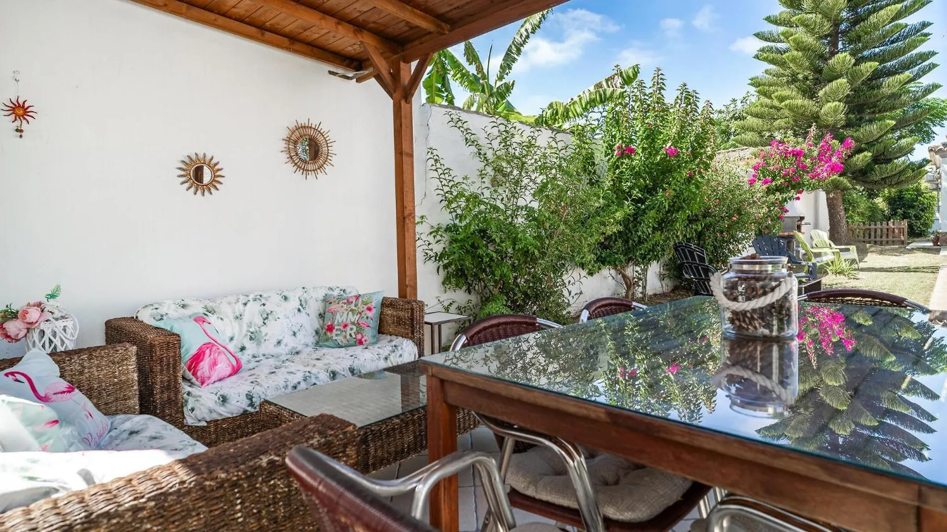 Holiday home 3 Bedroom Gorgeous Home In Chiclana De La Fronter Chiclana de la Frontera